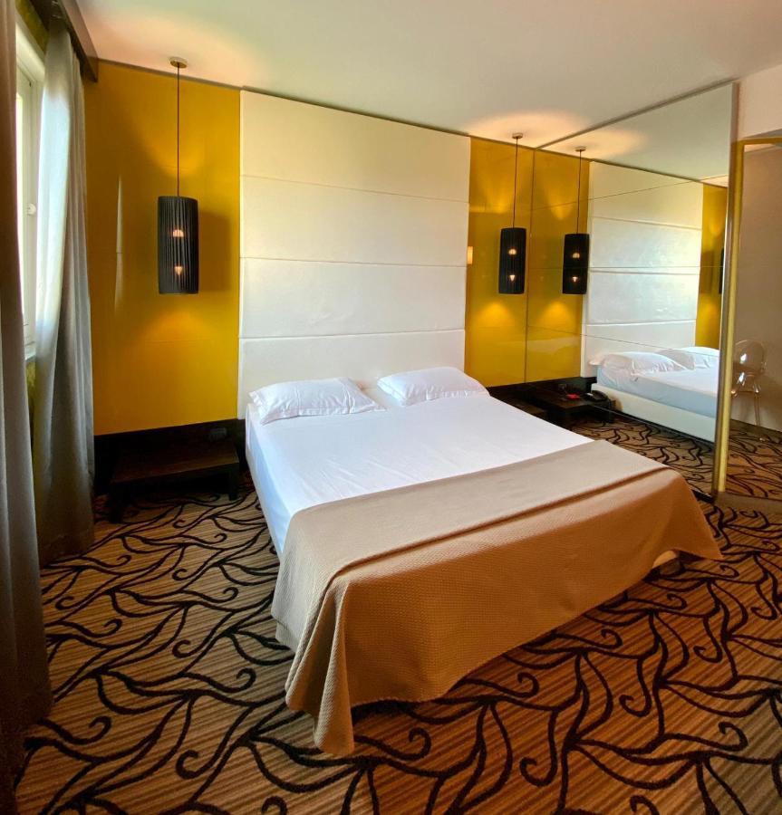 Iris Hotel Erbusco Exterior photo