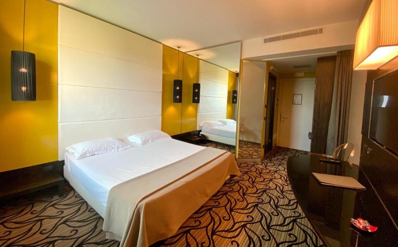Iris Hotel Erbusco Exterior photo